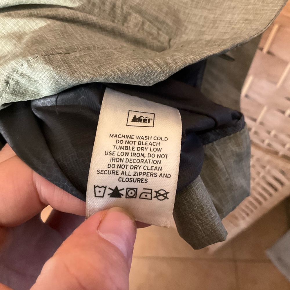 🧥 REI Insulated Rain Jacket - Picture 14 of 16